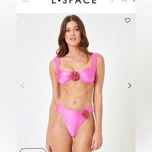 NWOT LSPACE LEILANI ROSETTE BOTTOM